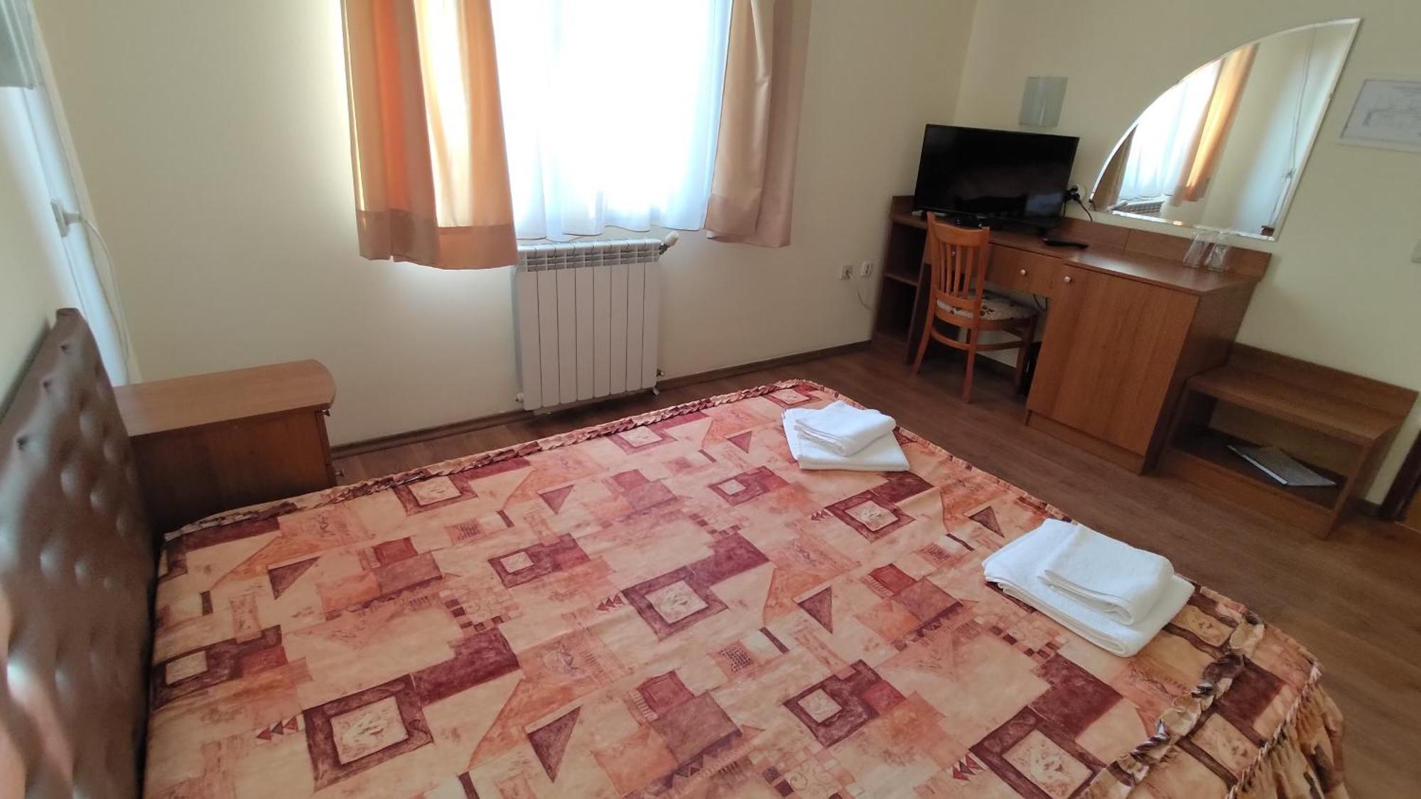 Medic Hotel Sofia Buitenkant foto
